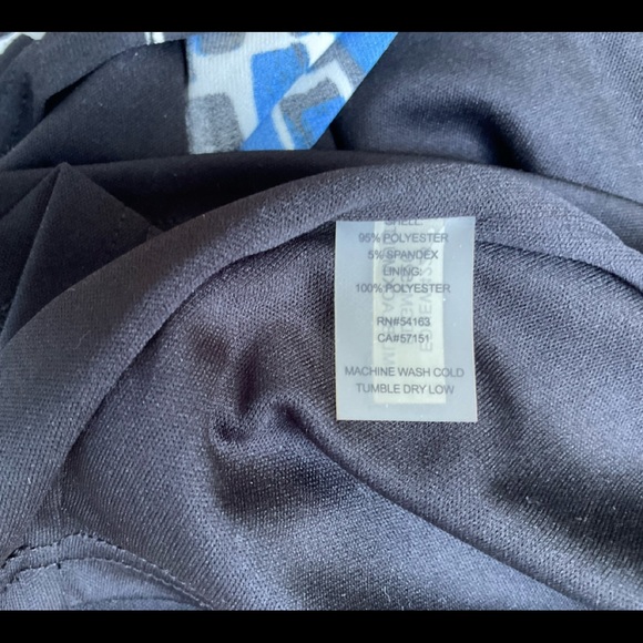 Classy and elegant Ellen Tracy dress in size 12. - Picture 4 of 5